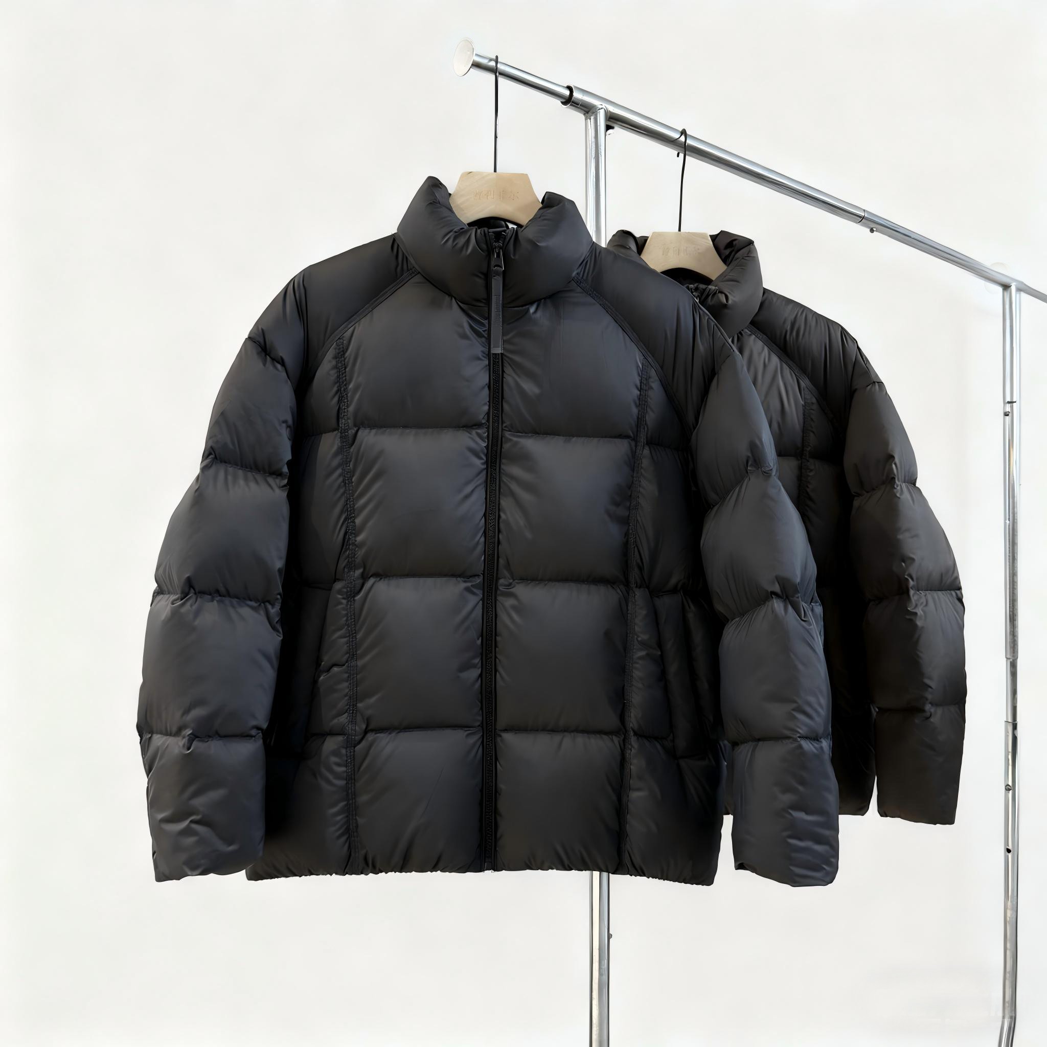 云朵泡芙男羽绒服冬季潮流立领宽松版轻量白鸭绒保暖外套25889