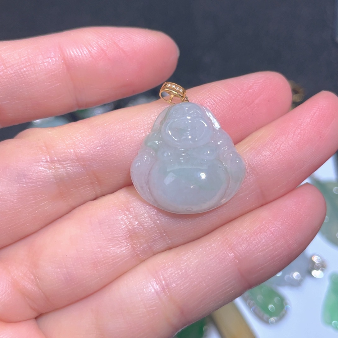 翡翠颈饰18K金镶嵌翡翠