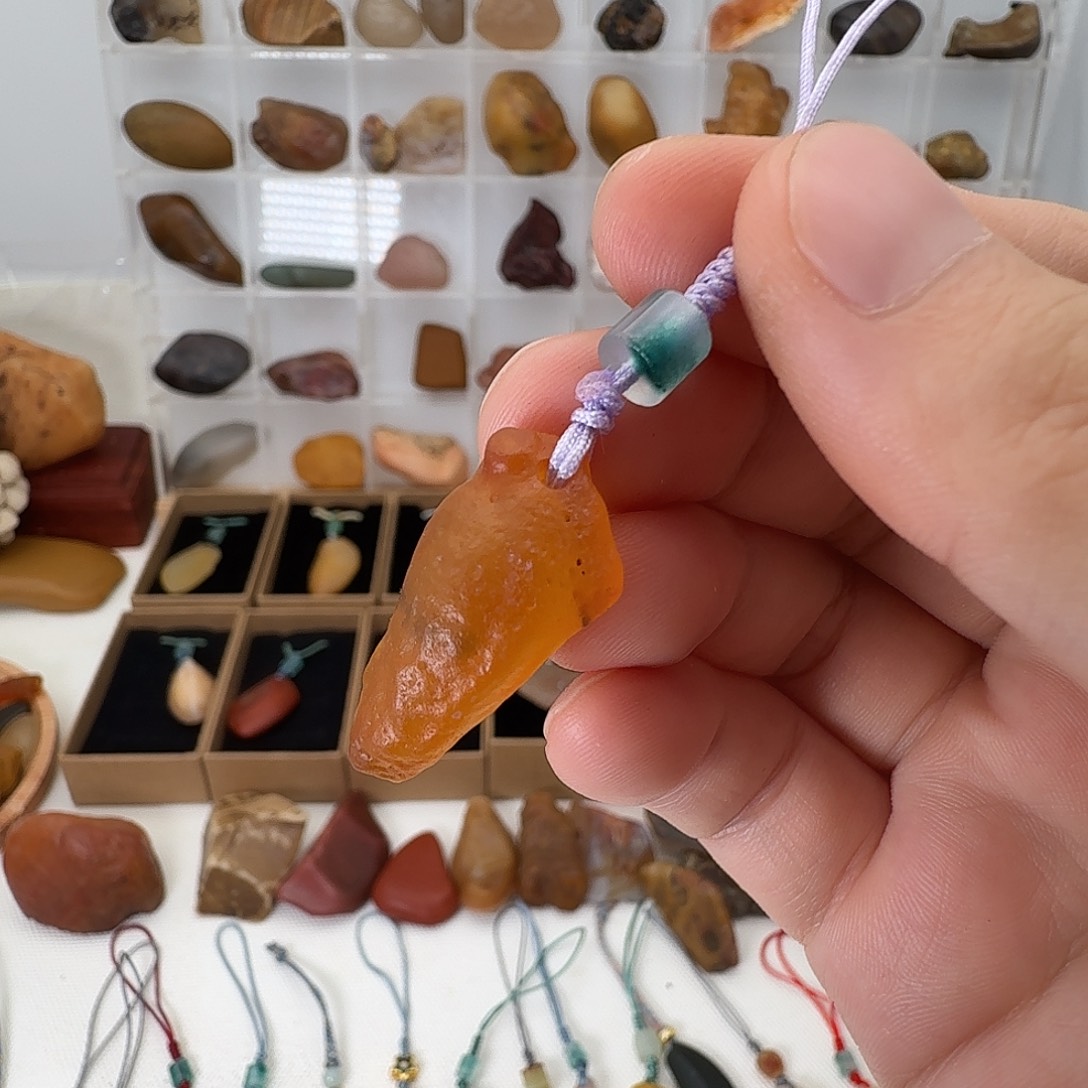 玛瑙/玉髓未镶嵌颈饰
