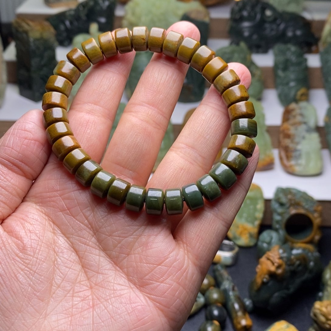 岫岩河磨玉（透闪石质玉）手串未镶嵌道**然