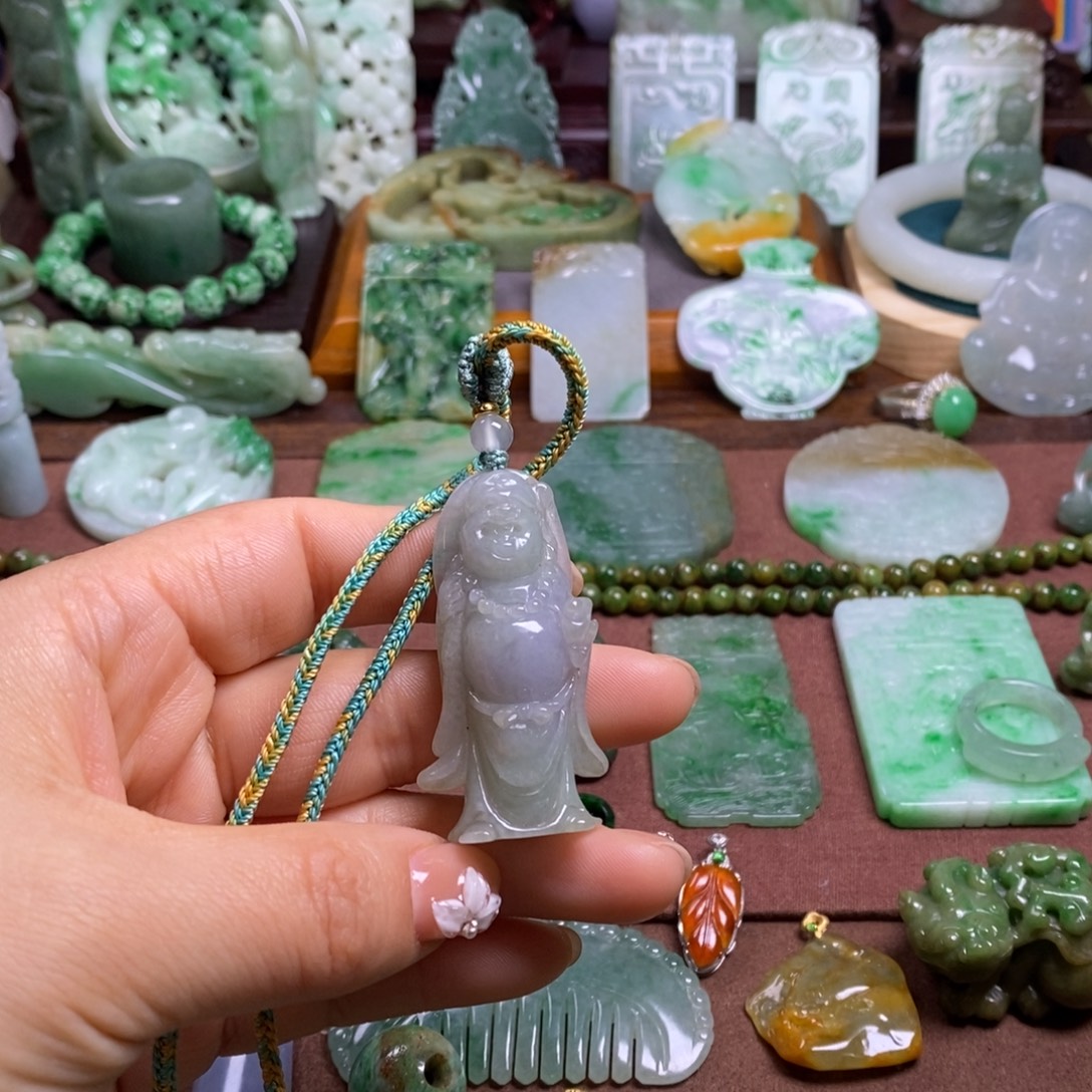 吕***）翡翠未镶嵌挂件1111111111111111