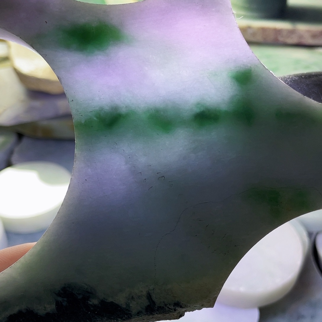 翡翠颈饰未镶嵌毛料99