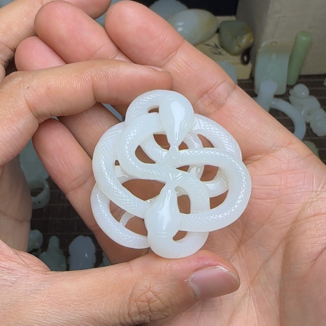 和田玉挂件未镶嵌