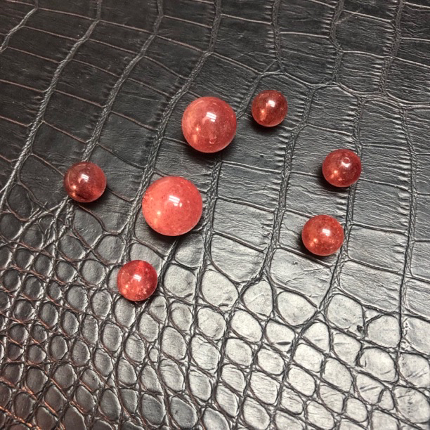 鸽血红草莓晶单珠LZY30多样性发其一