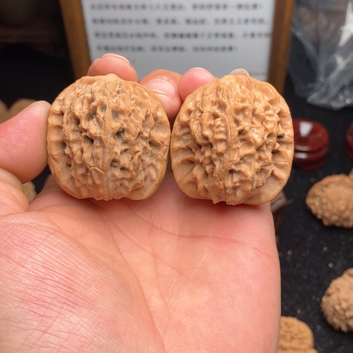 文玩核桃吊坠40马老四