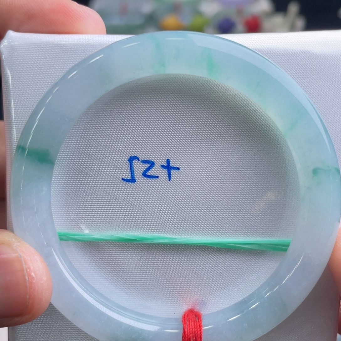 翡翠未镶嵌手镯翡翠手镯