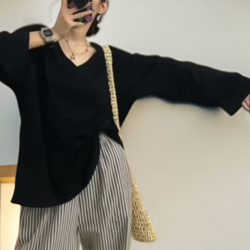 V领春夏秋外穿内搭经典女套衫，夏天防晒打底罩衫宽松型
