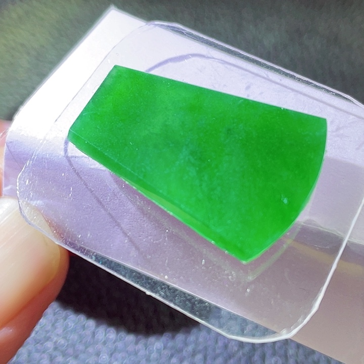 未镶嵌定制翡翠翡翠