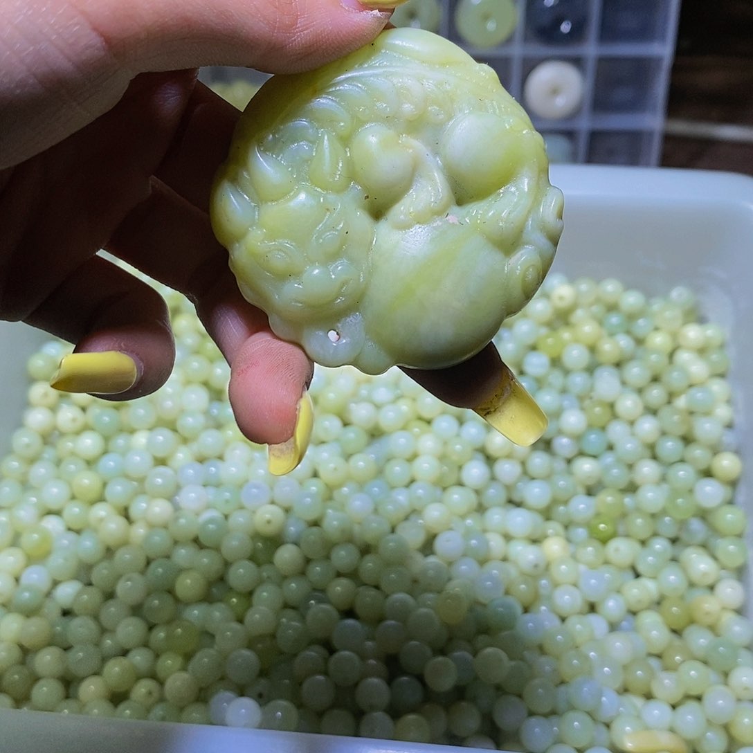 蛇纹石玉未镶嵌其他20