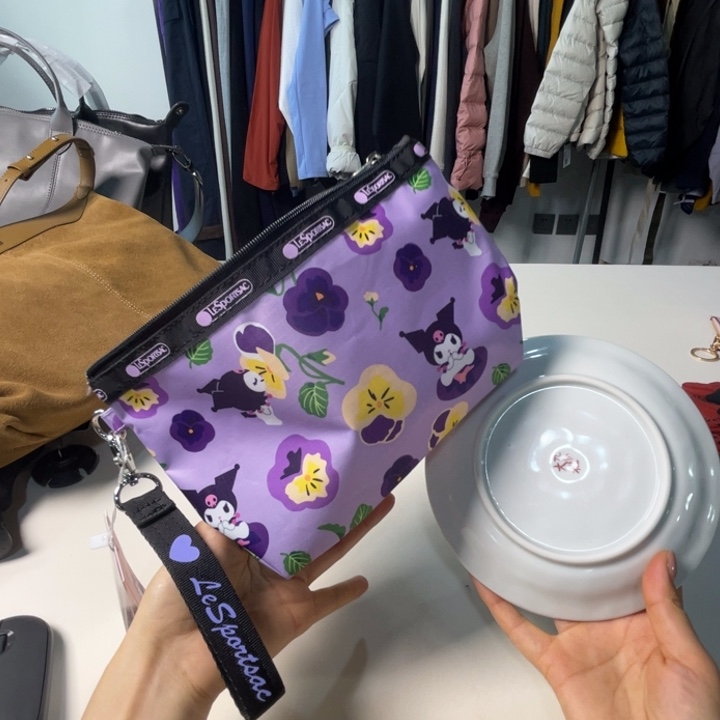 瓷片45。。。。。。。。。。。。。