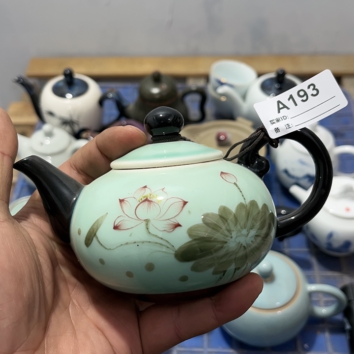 茶具默认微瑕瓷器、茶具、壶、摆件，介意勿拍 
