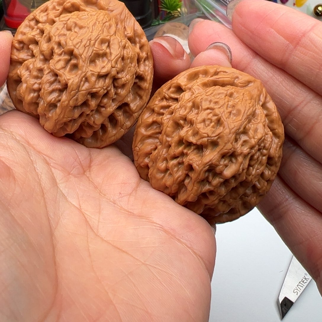 文玩核桃吊坠金公子44