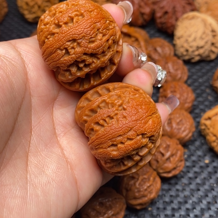 秦岭野生文玩核桃53