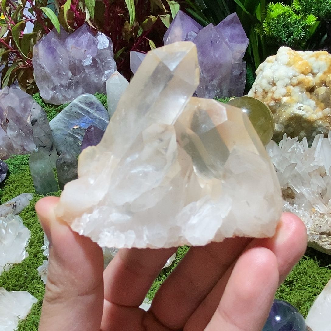 未镶嵌珠宝半成品水晶