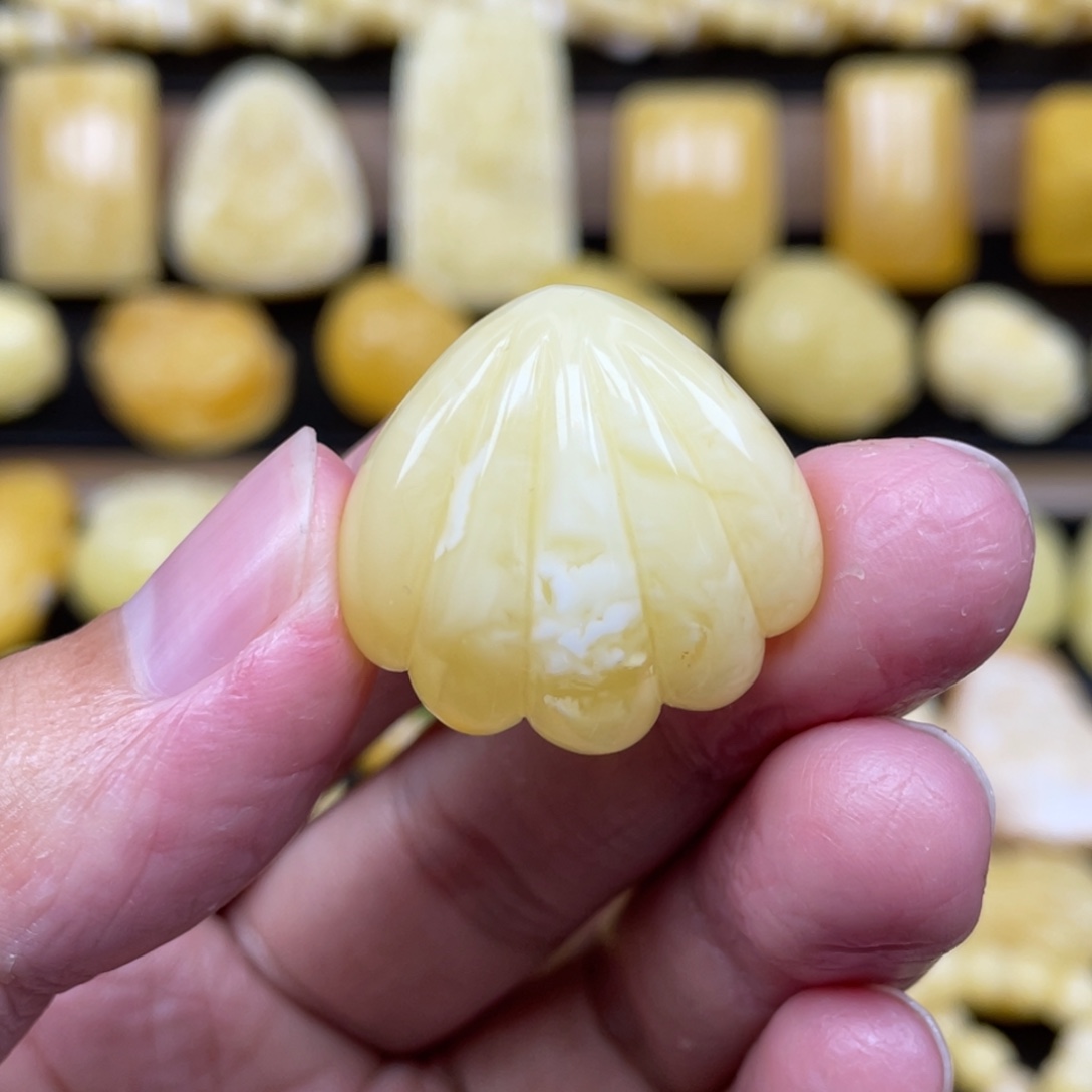 琥珀未镶嵌裸石琥珀蜜蜡