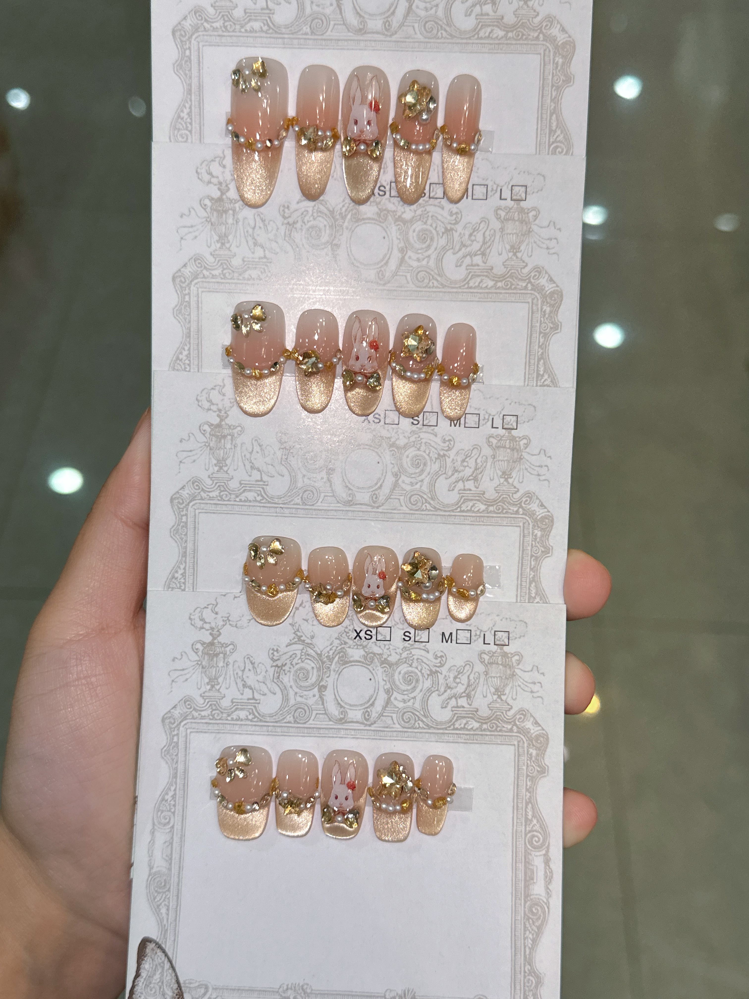 【香槟兔】——大发手工穿戴甲