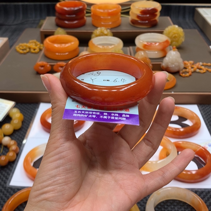 石英质玉（黄龙玉）未镶嵌手镯小*l