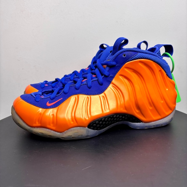 95新 NIKE/耐克 41码 尼克斯喷 正品 中古球鞋（尺码偏小