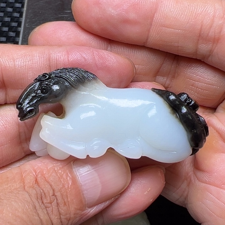 行***沙和田玉未镶嵌挂件