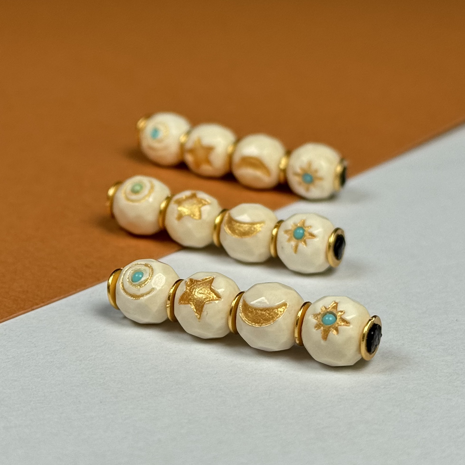 A232-O天然猛犸牙日月星辰无相配饰 单个尺寸约7.5mm多样性发其一