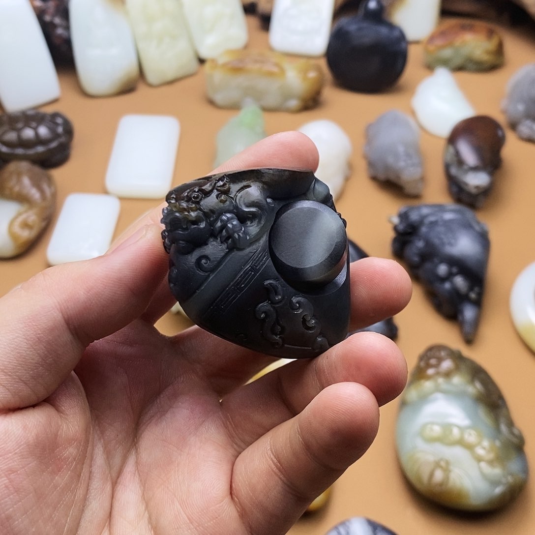 和田玉挂件未镶嵌s****e