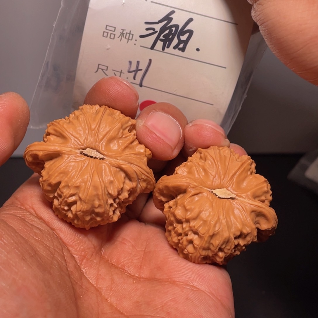 文玩核桃吊坠文玩核桃