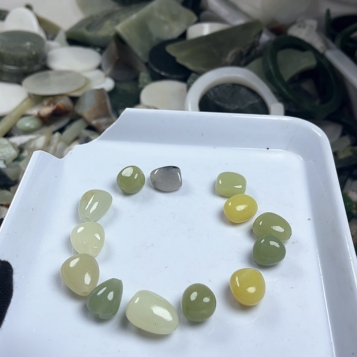 和田玉（糖玉）和田玉9K金镶嵌随*a