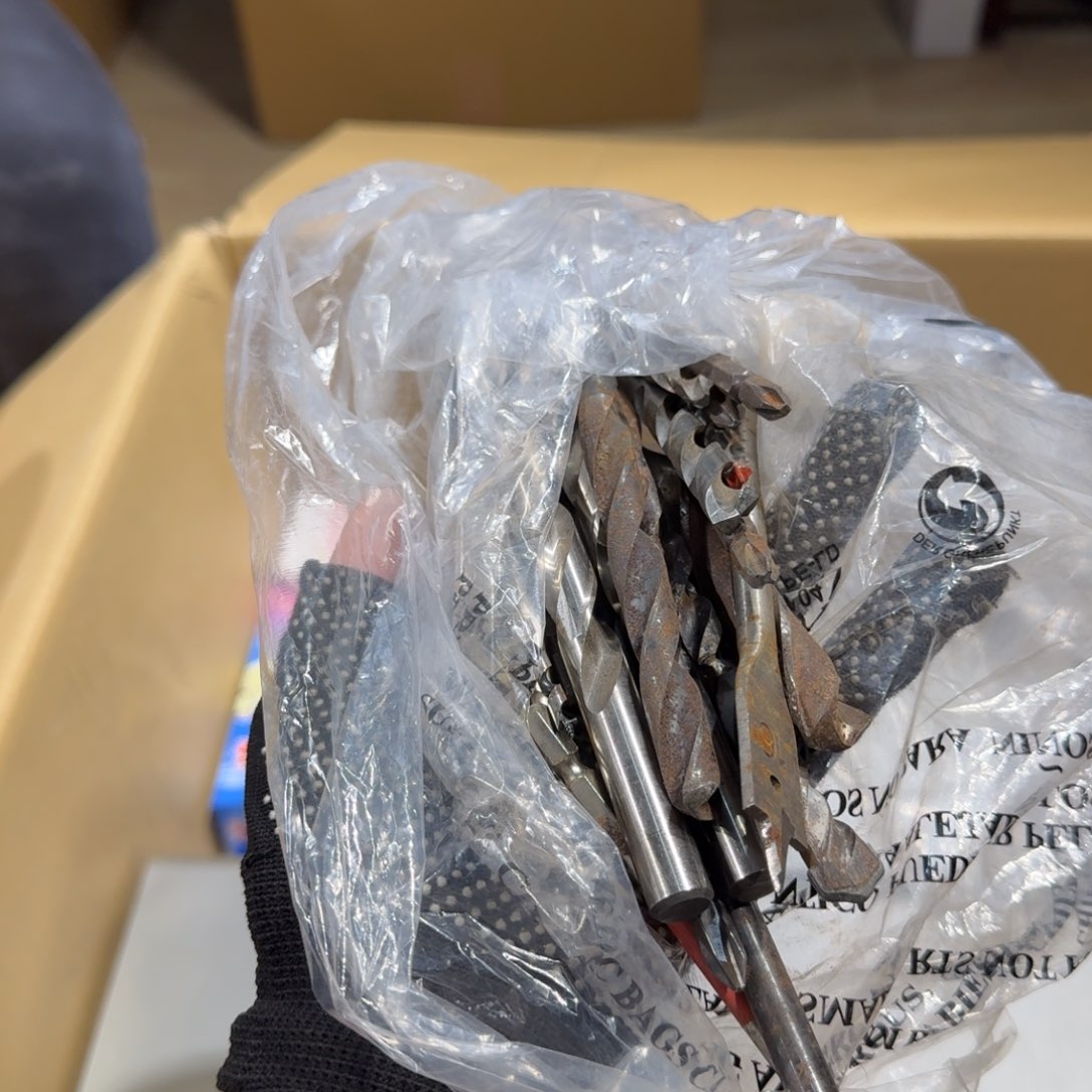 优****?8新中古物品，谨慎下单，不保好坏