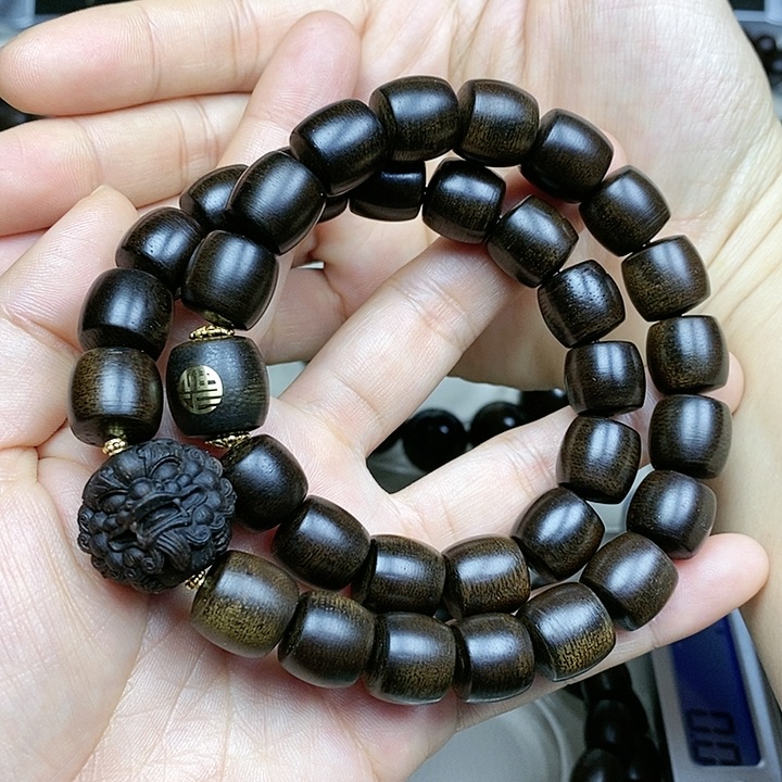 沉香手串骑***下越南芽庄白棋楠