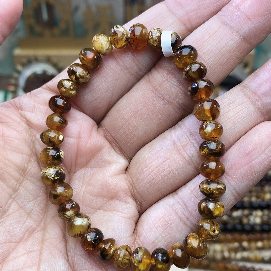 琥珀未镶嵌裸石7溶洞