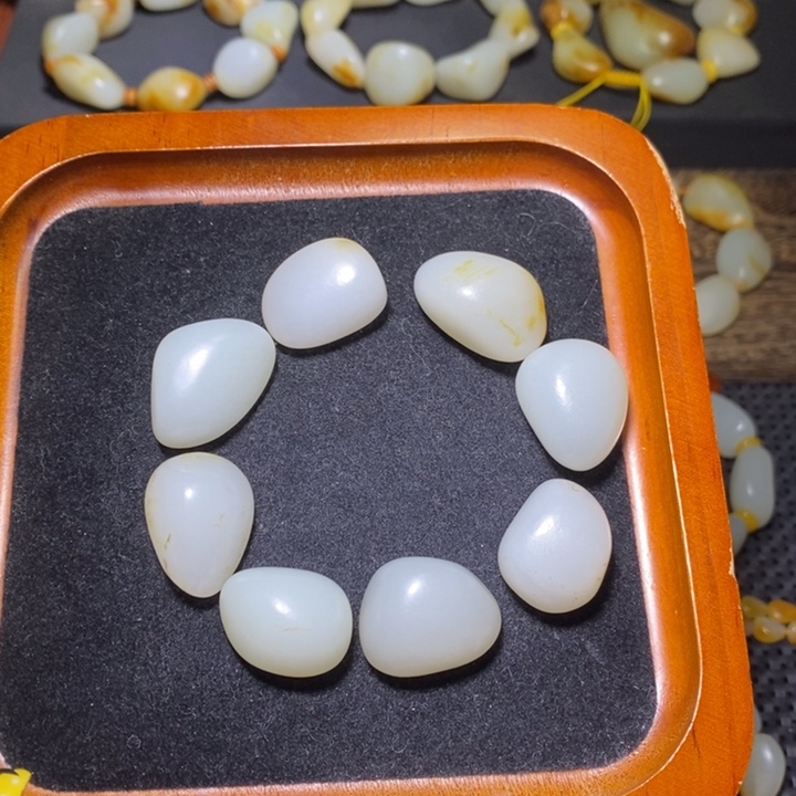 和田玉手链未镶嵌久**素