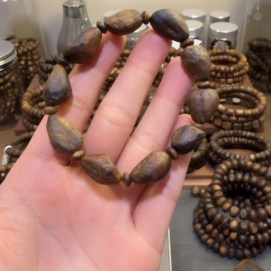 爱***妞沉香香囊沉香1.3树钉老料12g 多样性发一