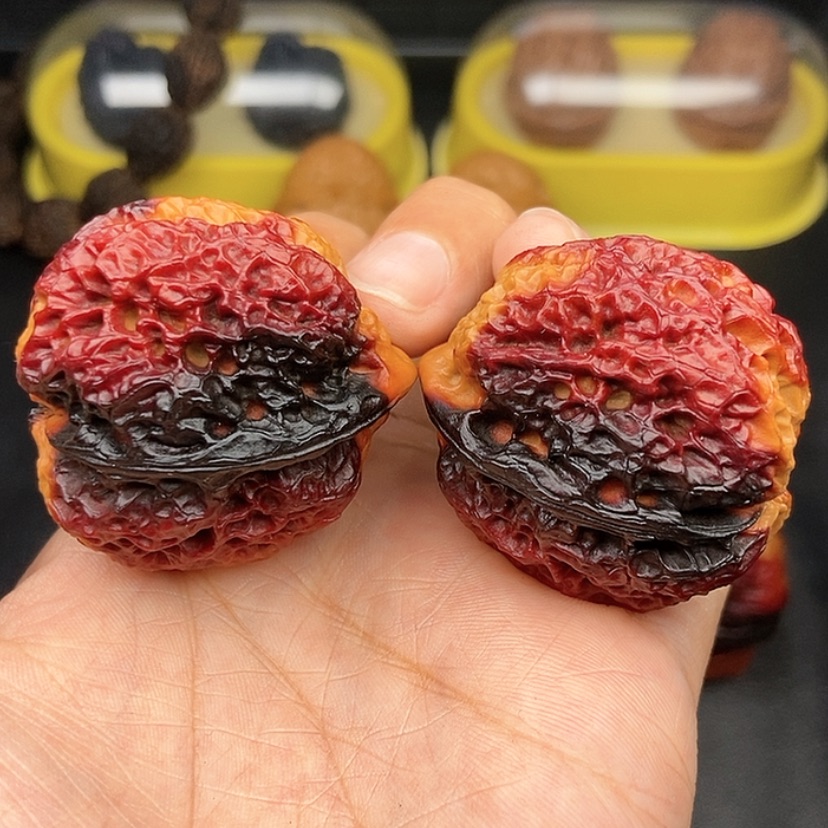 【闪购商品】文玩核桃把件39尺七彩领头羊蟾