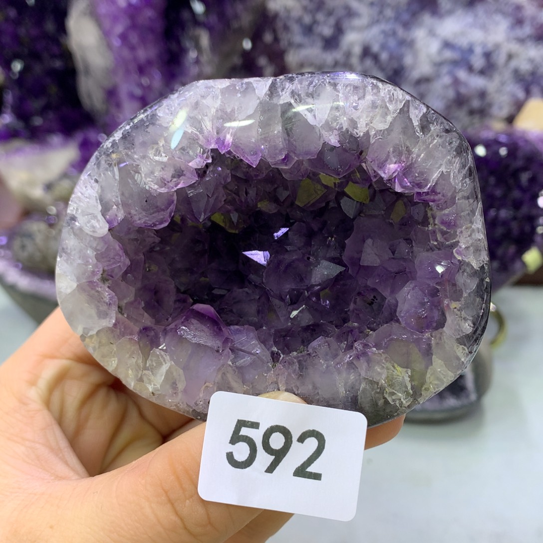 未镶嵌大型摆件（非配饰）紫晶