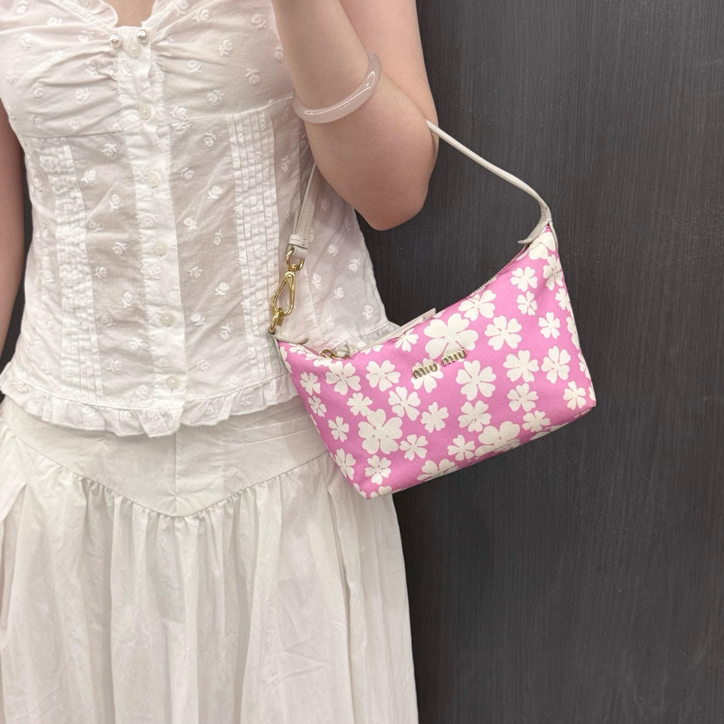 95新 MIU MIU/缪缪 miumiu 粉色碎花hobo单肩包
