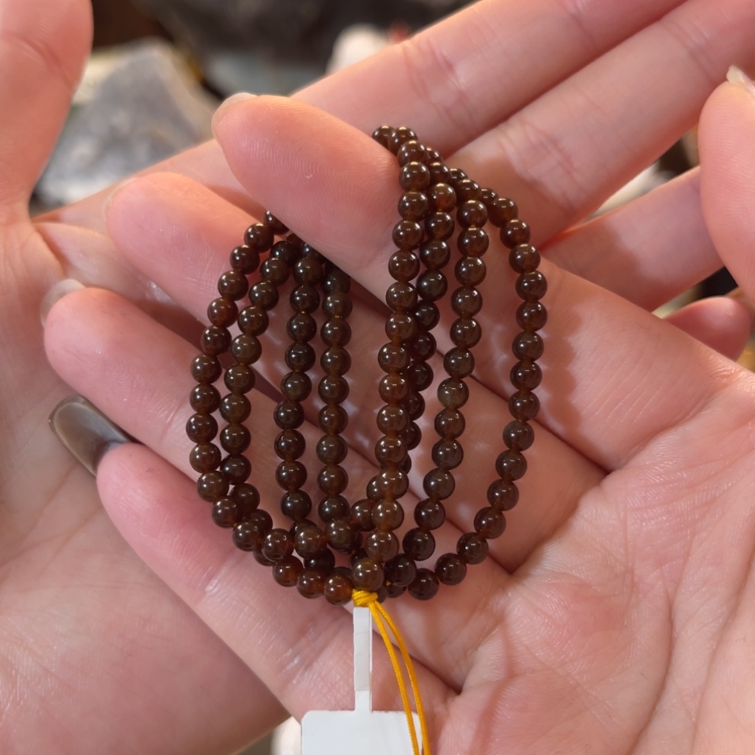 和田玉（糖玉）未镶嵌手串金山全糖4mm小米珠