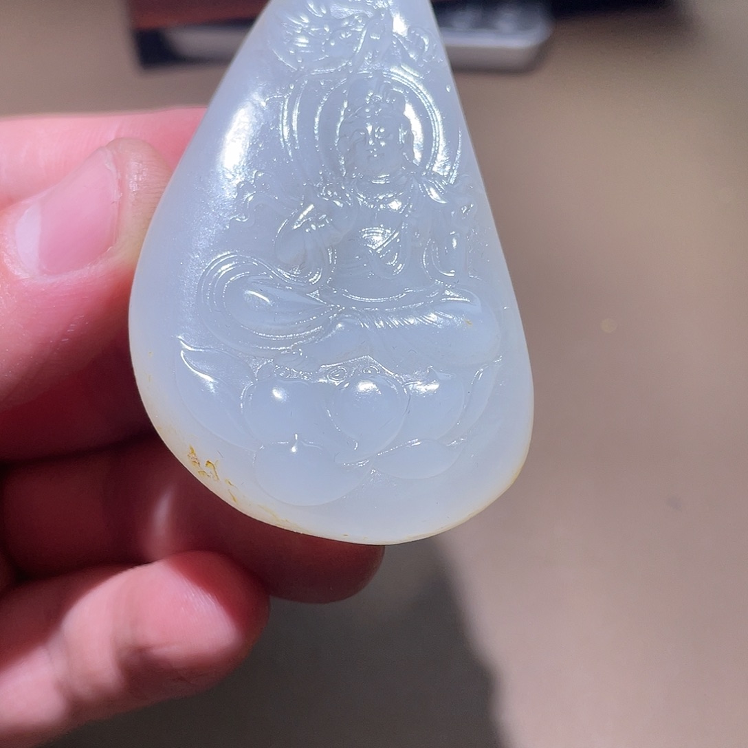 和田玉颈饰未镶嵌。****厂Z6