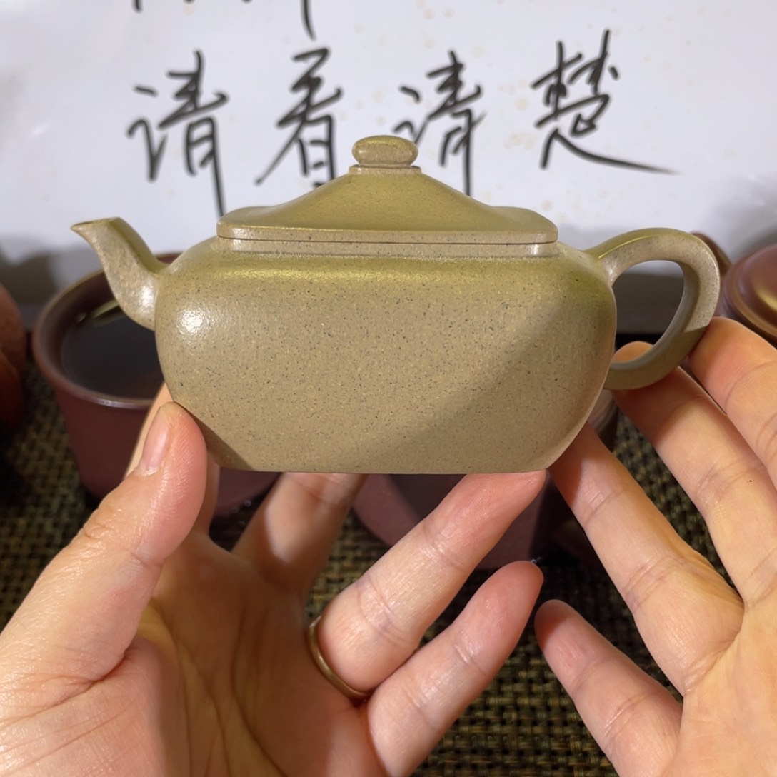 茶壶紫砂L***g四方云逸