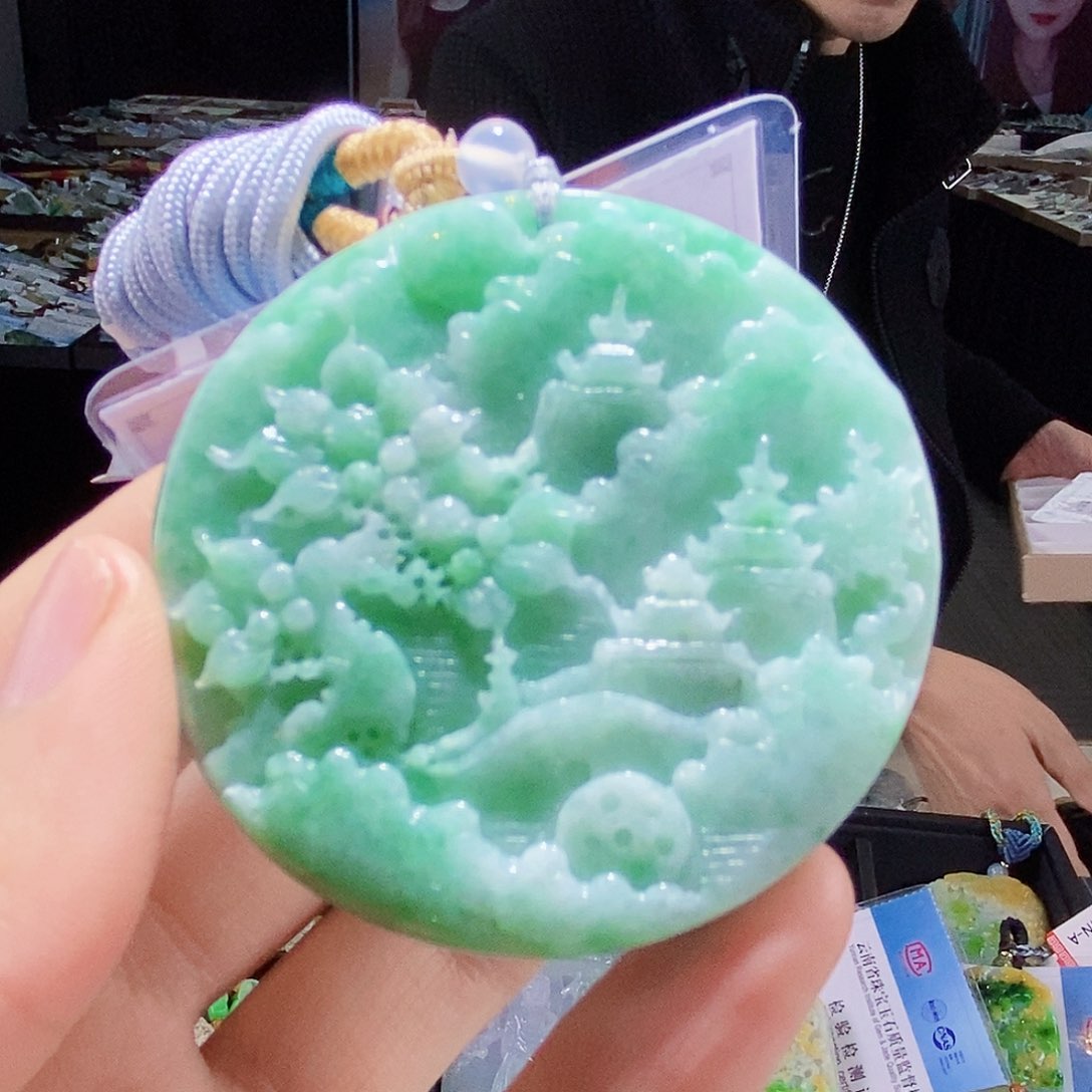 颈饰未镶嵌翡翠翡翠