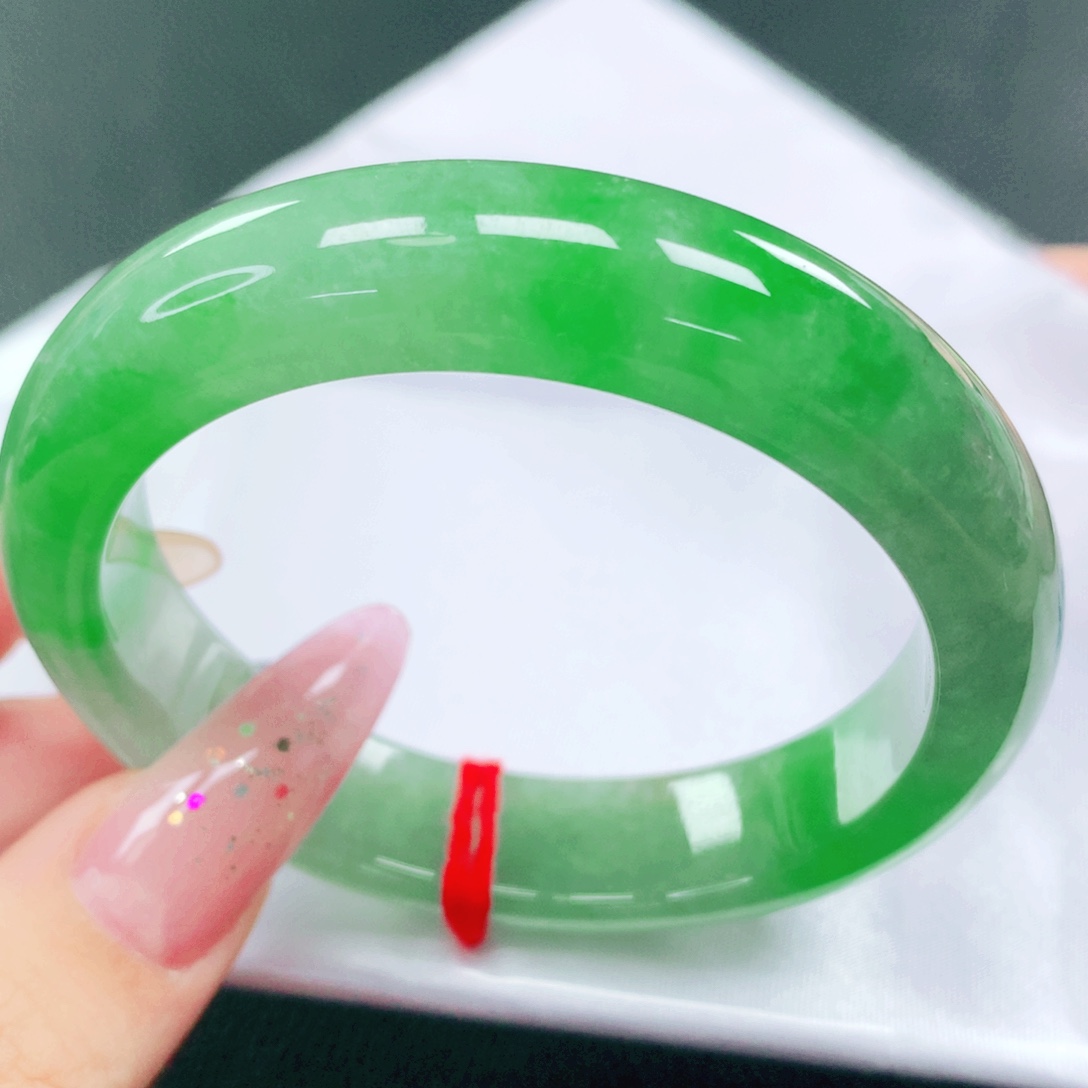 翡翠未镶嵌手镯53