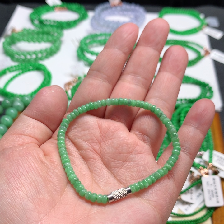 翡翠未镶嵌手链翡翠