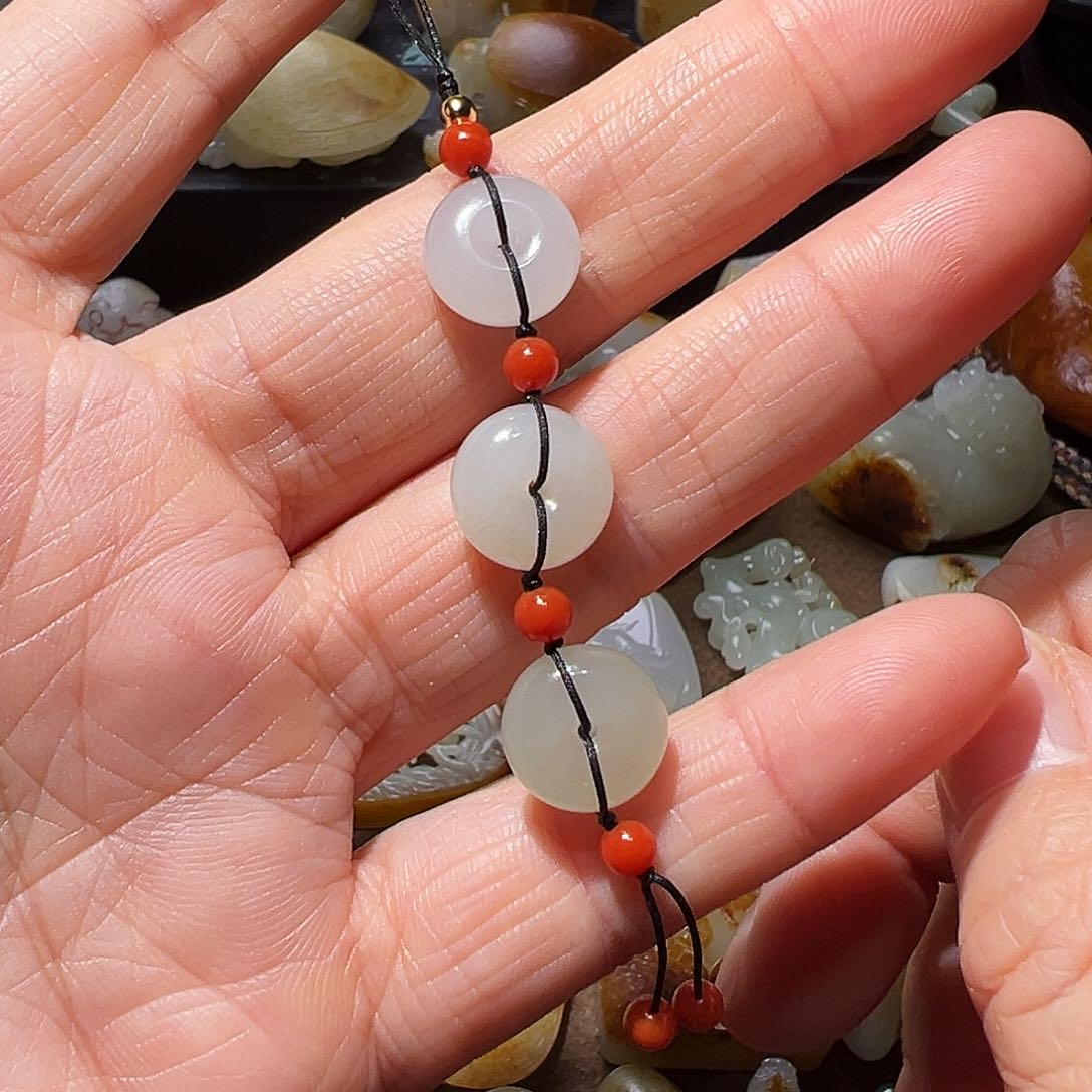 和田玉颈饰未镶嵌