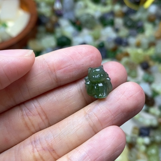 和田玉未镶嵌配件静*?