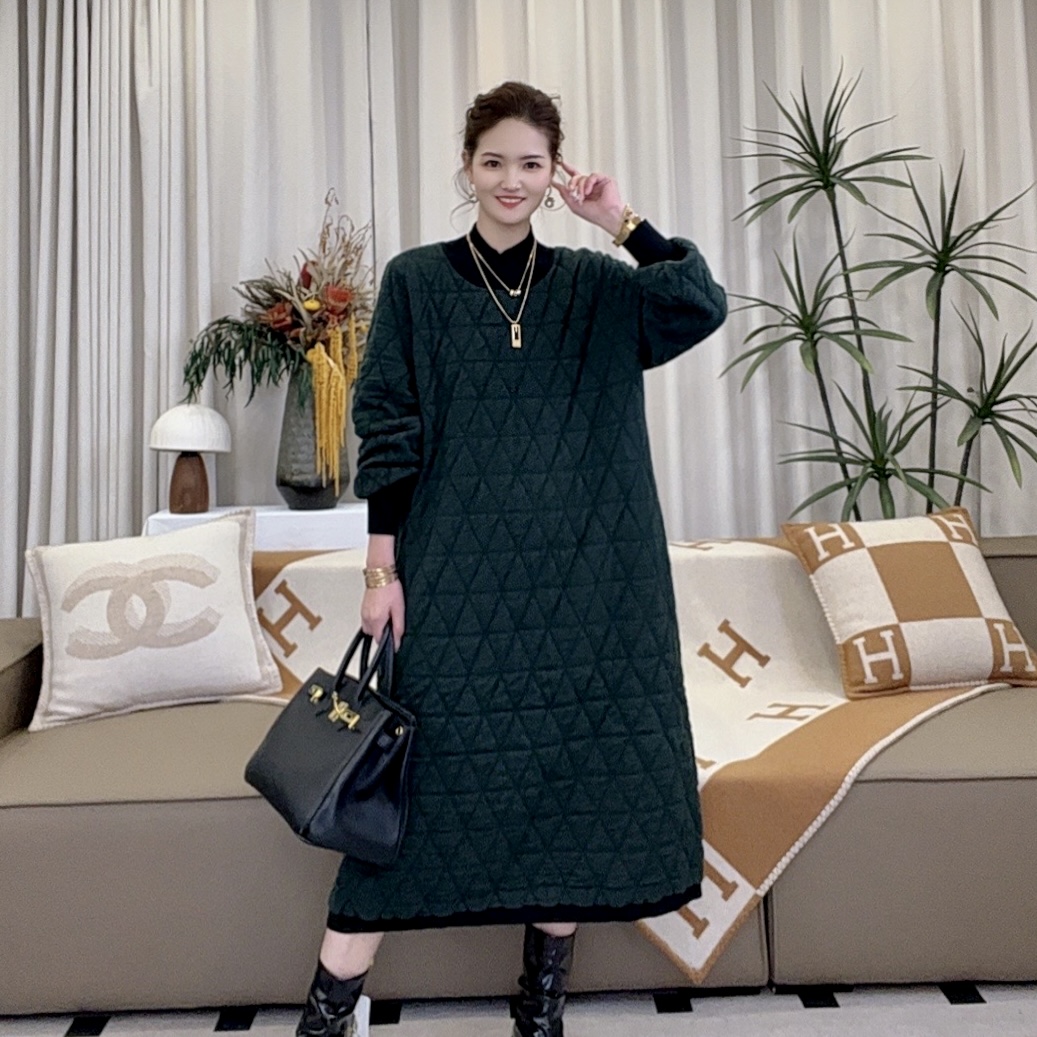 高端品质[方糖绿]冬季高档保暖长款妈妈毛衣打底微胖连衣裙-1210#