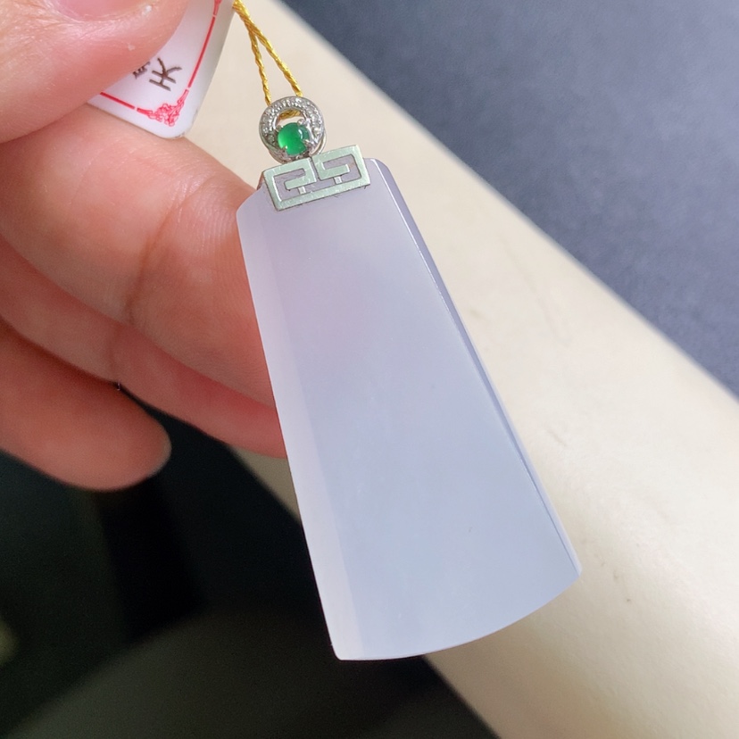 【闪购商品】翡翠颈饰18K金镶嵌无事牌