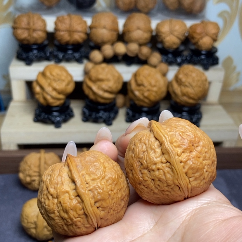 【闪购商品】桃核吊坠19…………39mm