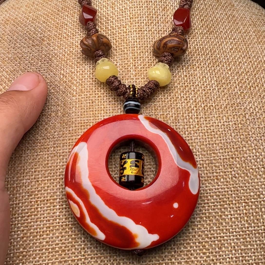 玛瑙/玉髓颈饰未镶嵌