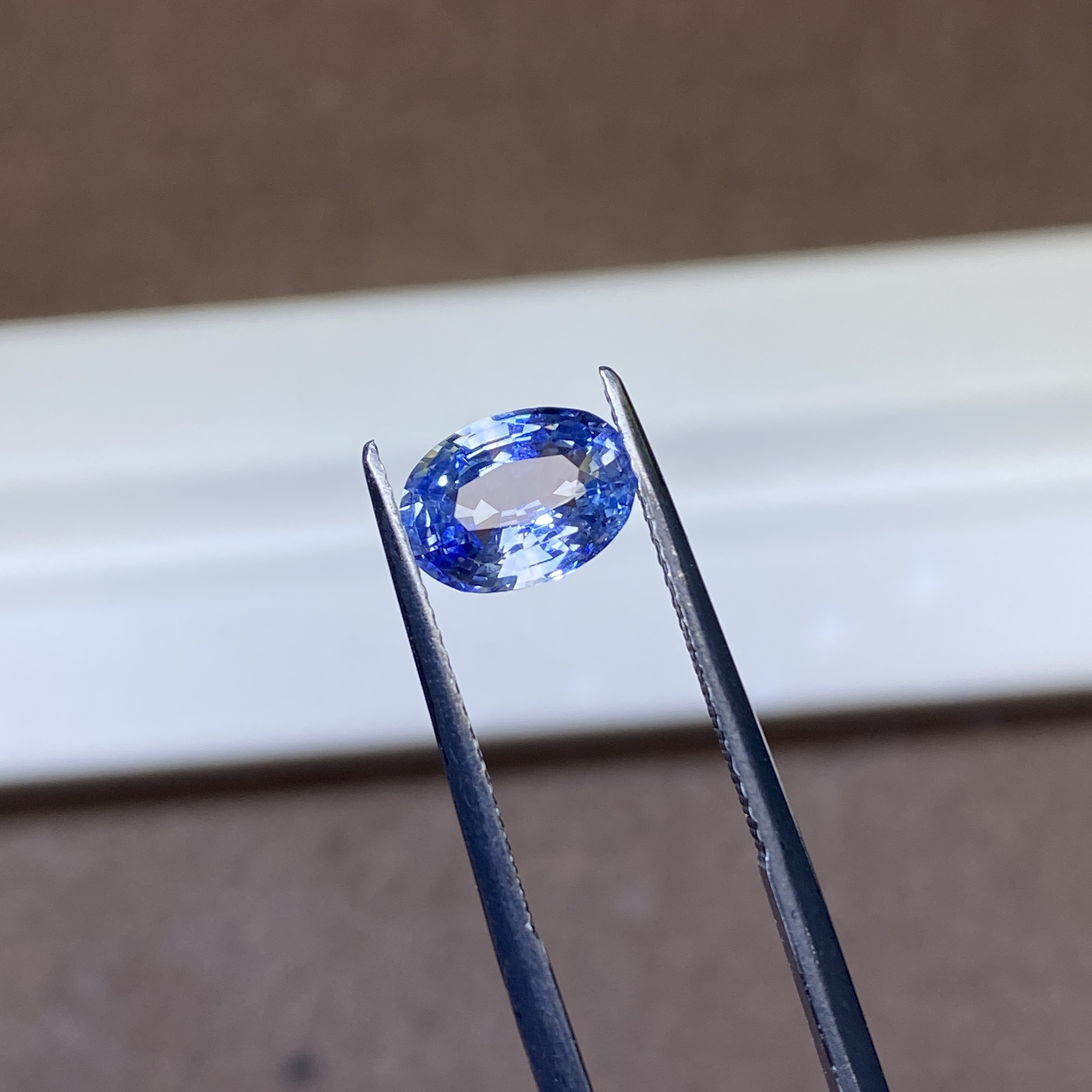 25A011 有烧蓝色蓝宝石 2.14克拉