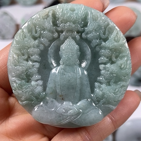 翡翠颈饰未镶嵌九龙大日如来两面工