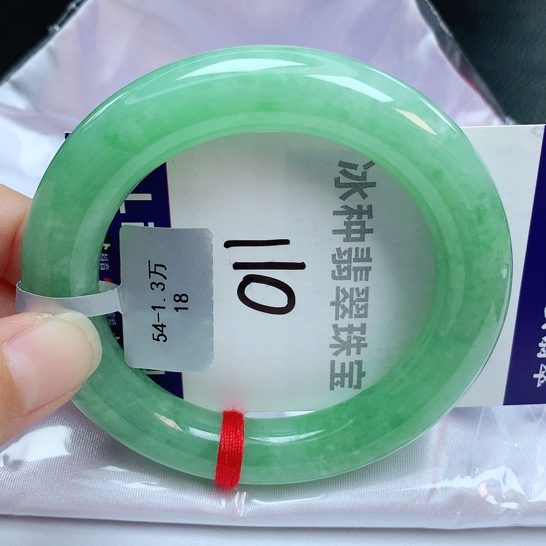 翡翠手镯未镶嵌缅甸天然A货翡翠手镯